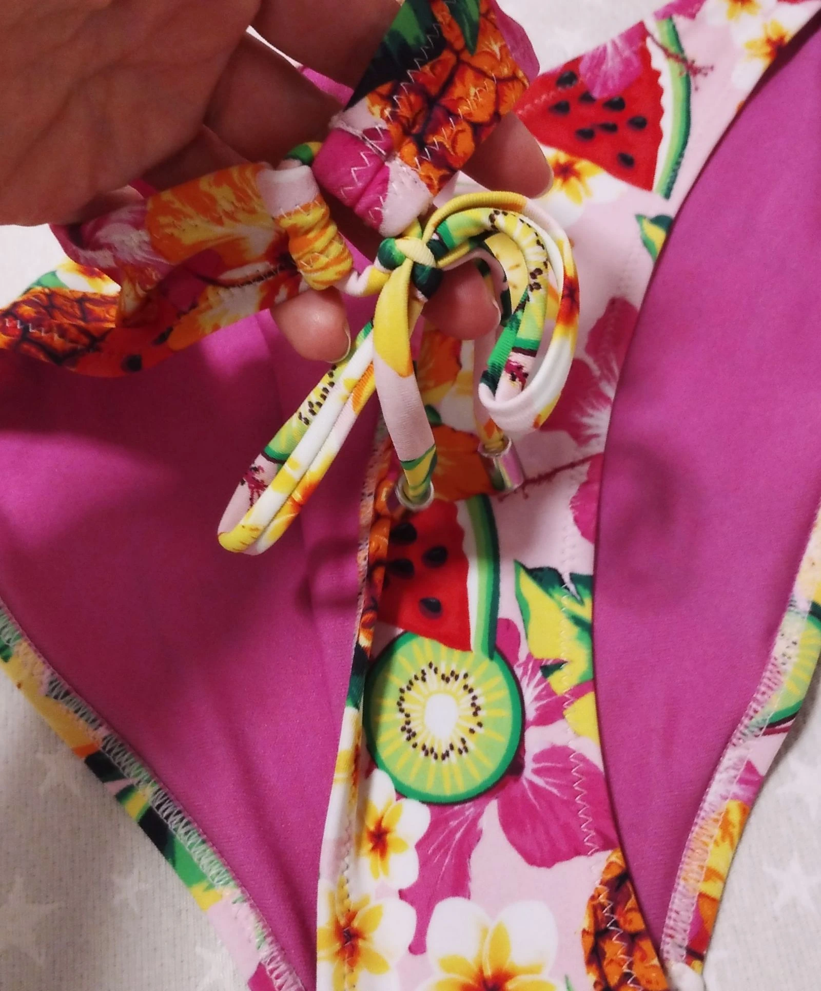 Bikini Tropical triângulo de Frutas e Flores Tamanho M – photo 5
